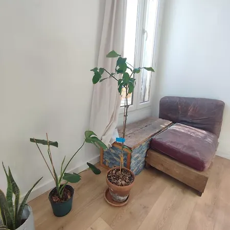 Sunny And Fully Furnished Duplex In